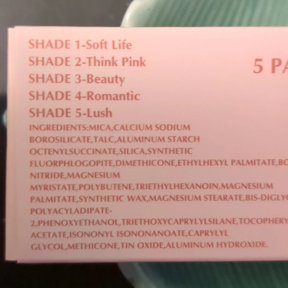 5 Pan Eyeshadow Palette